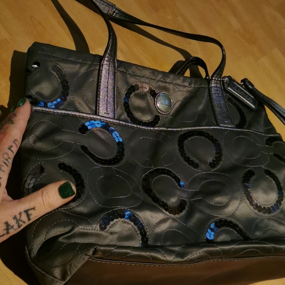Amazing sequined Coach purse - Picture 5 of 5